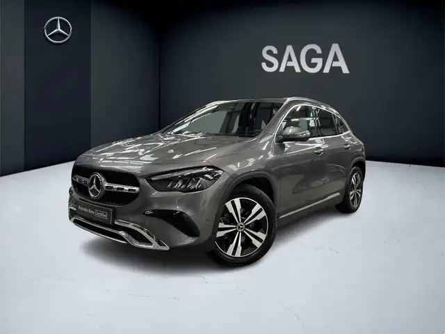 Mercedes-Benz GLA 180 d Luxury Line Facelift