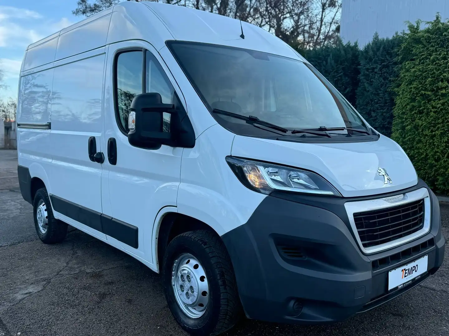Peugeot Boxer 333 L1H2 Komfort Plus HDi 130 Weiß - 1