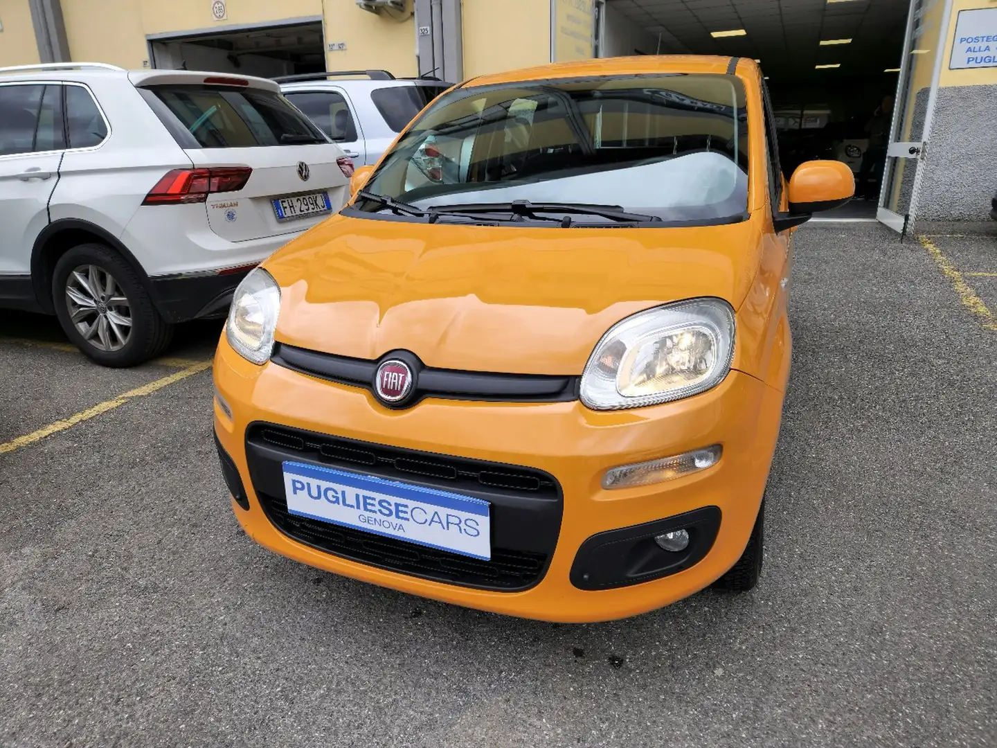 Fiat Panda 1.0 hybrid Easy Naranja - 1
