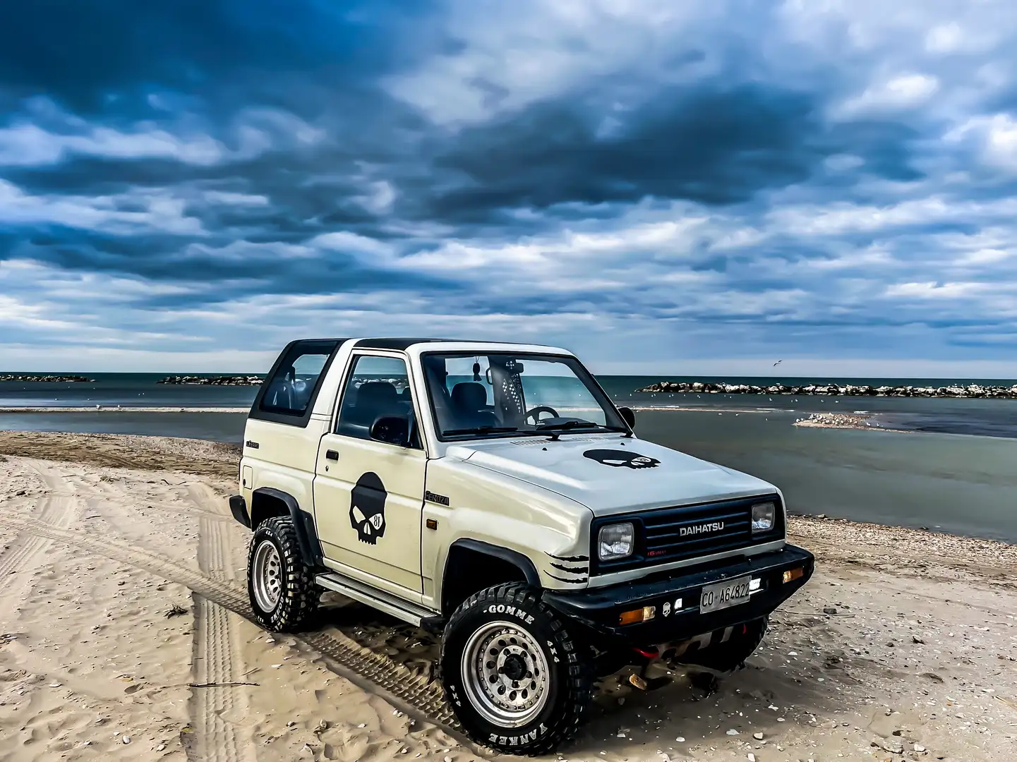 Daihatsu Feroza 1.6i Must resin top - 1