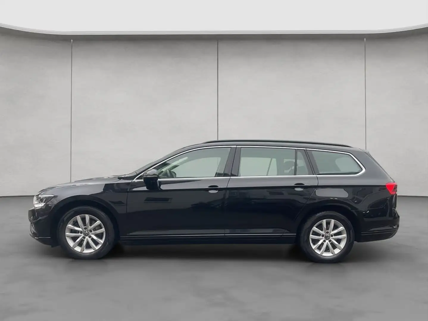 Volkswagen Passat Variant 2.0 TDI SCR DSG Business AHK RFK Schwarz - 2