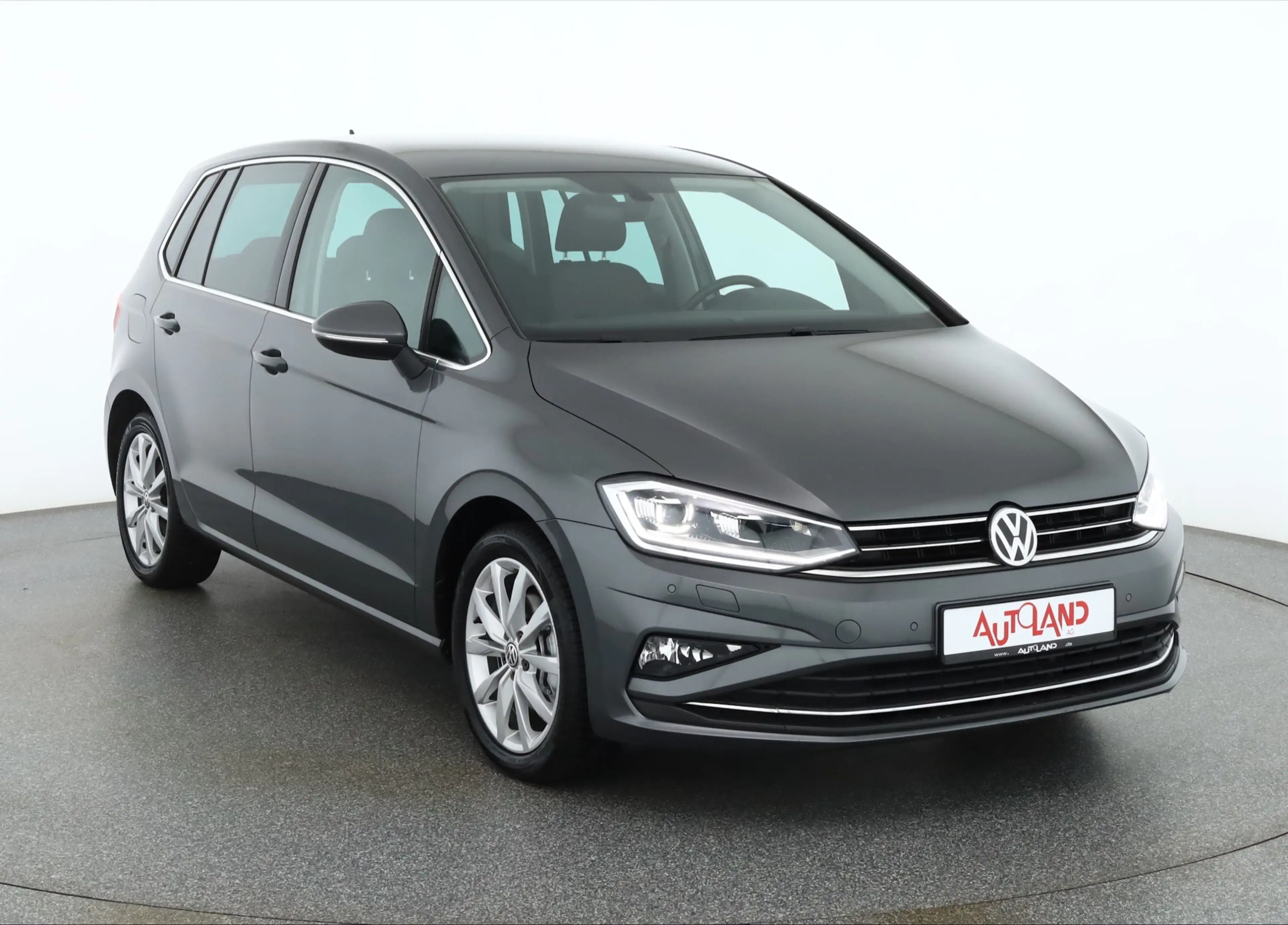 Volkswagen Golf Sportsvan Golf VII Sportsvan 1.5 TSI DSG Highline LED Navi — photo 7