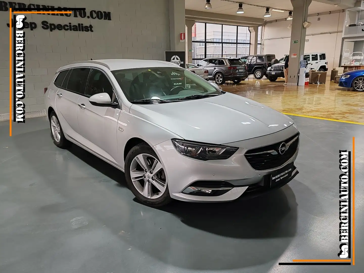Opel Insignia Insignia Sports Tourer 1.6 AUTO-82.000km-NEOPATENT Argento - 2