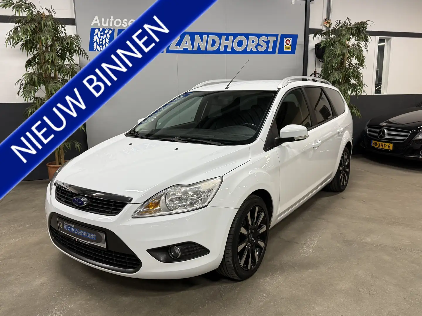 Ford Focus Wagon 1.8 Limited Flexi Fuel // Lm Velgen // Trekh Blanc - 1