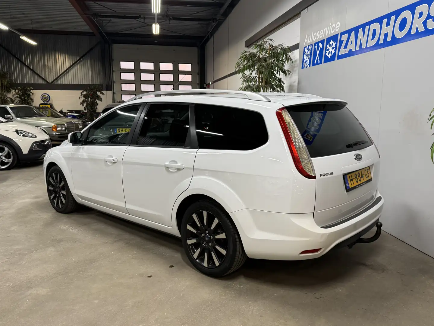 Ford Focus Wagon 1.8 Limited Flexi Fuel // Lm Velgen // Trekh Blanc - 2