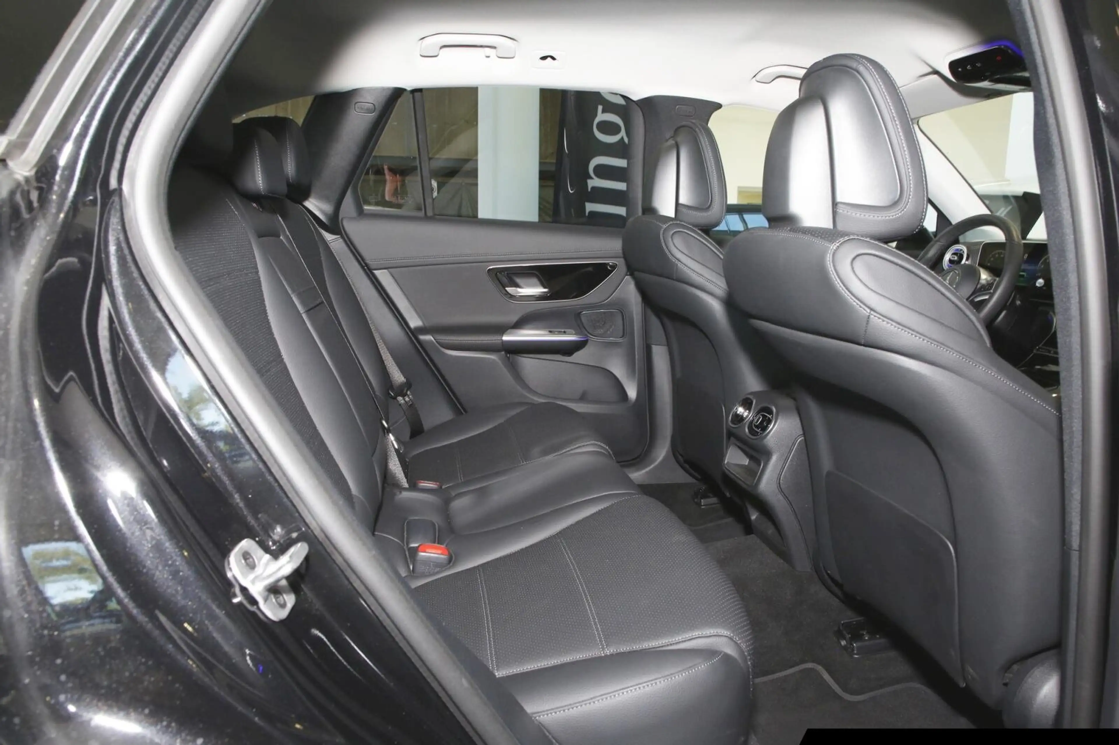 Mercedes-Benz GLC 200 GLC 200 4MATIC Avantgarde AHK/Totwinkel/Winterpa — photo 9