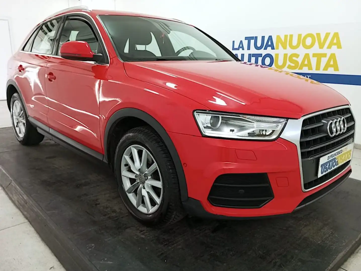 Audi Q3 2.0 tdi Business 150cv Rosso - 2