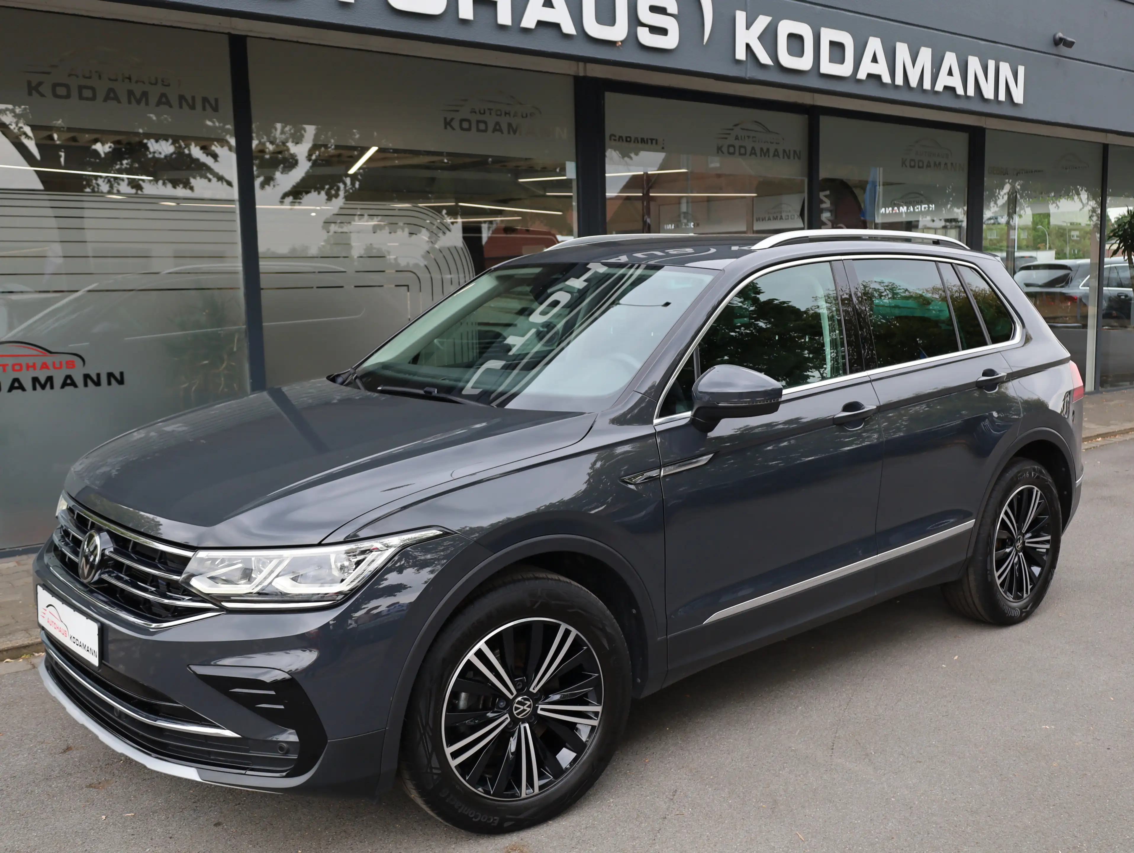 Volkswagen Tiguan Elegance 1.5TSI*ACC*Virtual*Kamera*Navi — photo 2