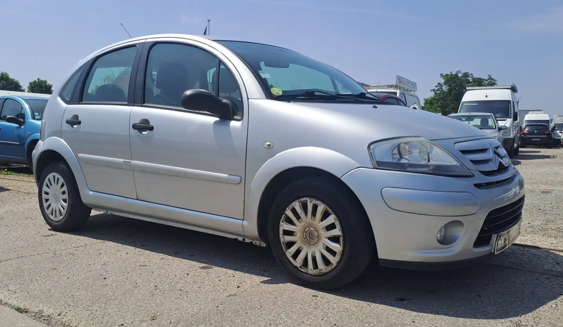Citroen C3 1.4 i 75 cv Gris - 2