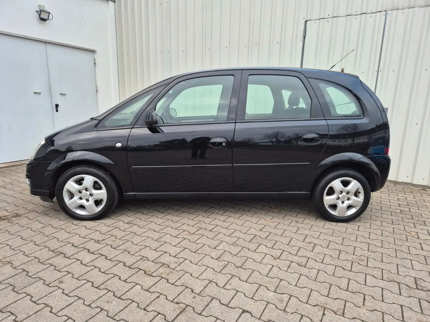 Opel Meriva Innovation 110 Jahre TÜV NEU SITZHEIZUNG Schwarz - 2