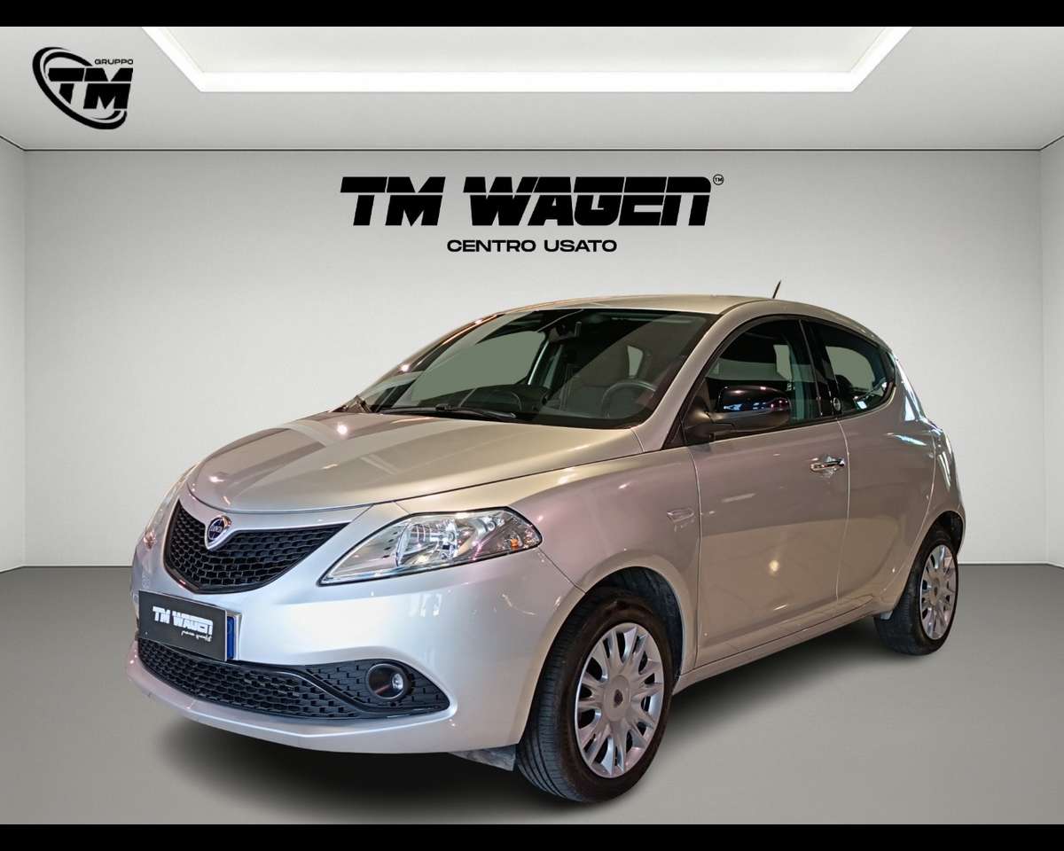 Lancia Ypsilon 3ª serie - Ypsilon 1.0 FireFly 5 porte S&S Hybrid