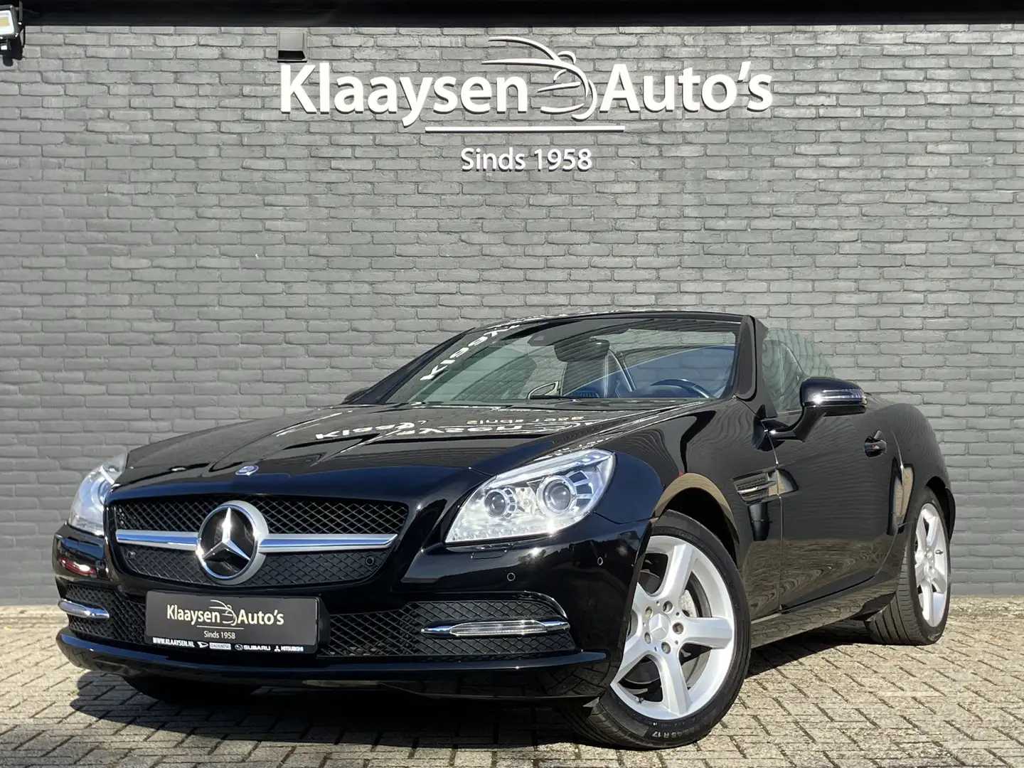 Mercedes-Benz SLK 200 AUT. | dealer onderhouden | panoramadak | leder in Noir - 1