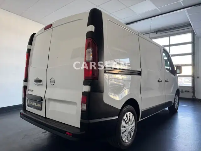 Opel Vivaro view 15