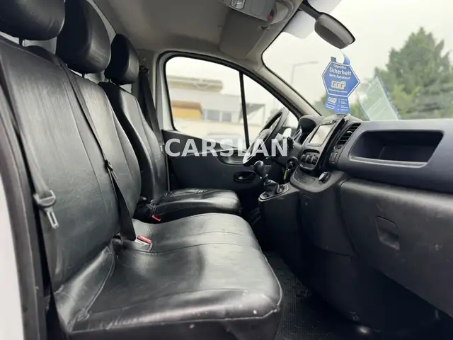 Opel Vivaro view 15