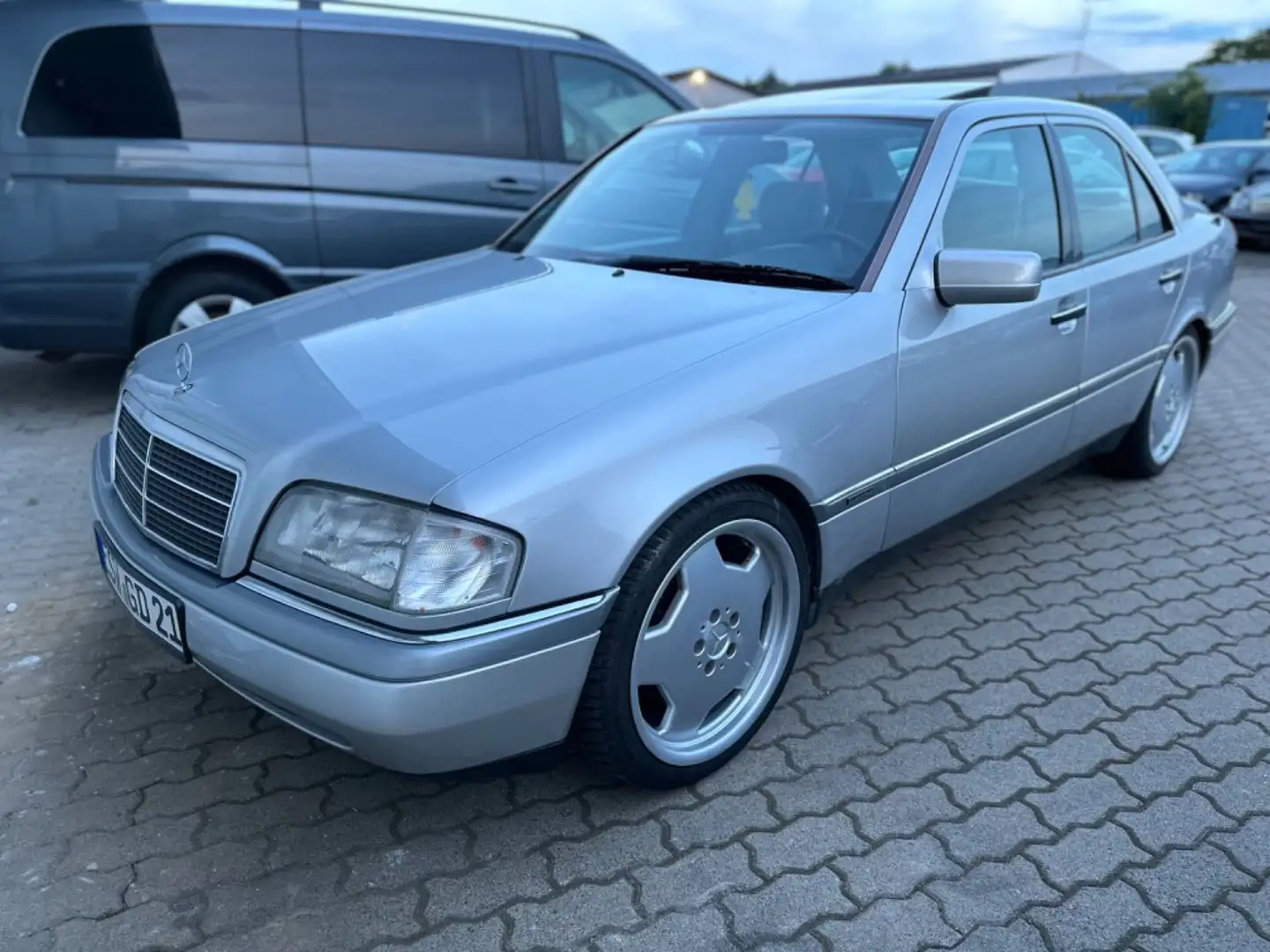 Mercedes-Benz C 220 ELEGANCE 2.HAND H ZULASSUNG Argintiu - 1