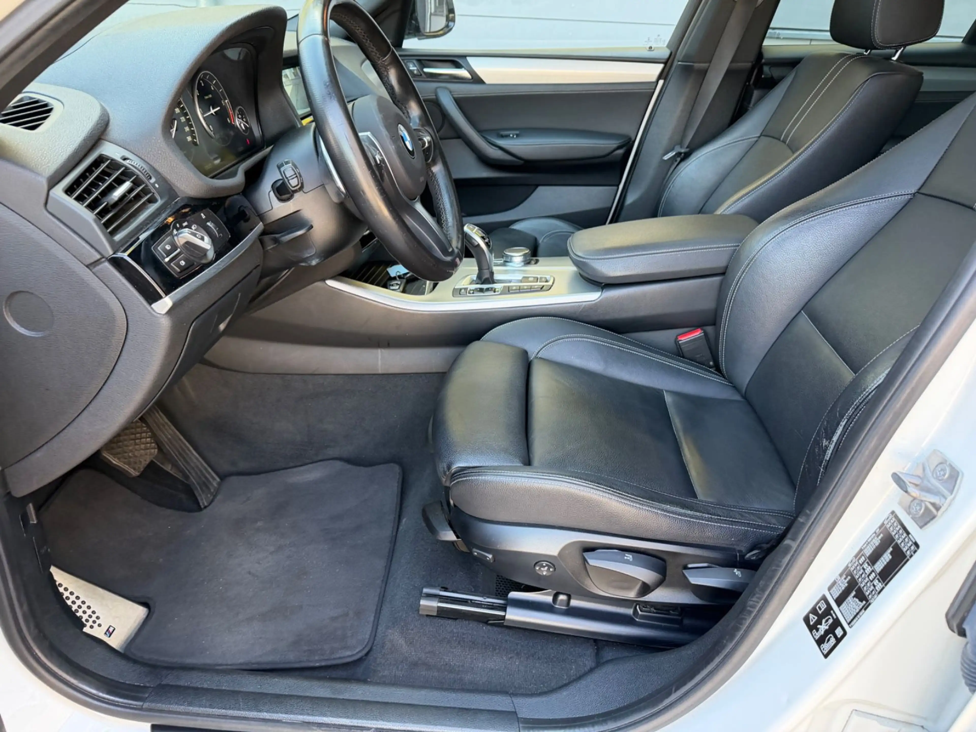 BMW X4 xDrive 30 d M-PAKET /SCHIEBEDACH/NAVI/LED/SHZ — photo 11