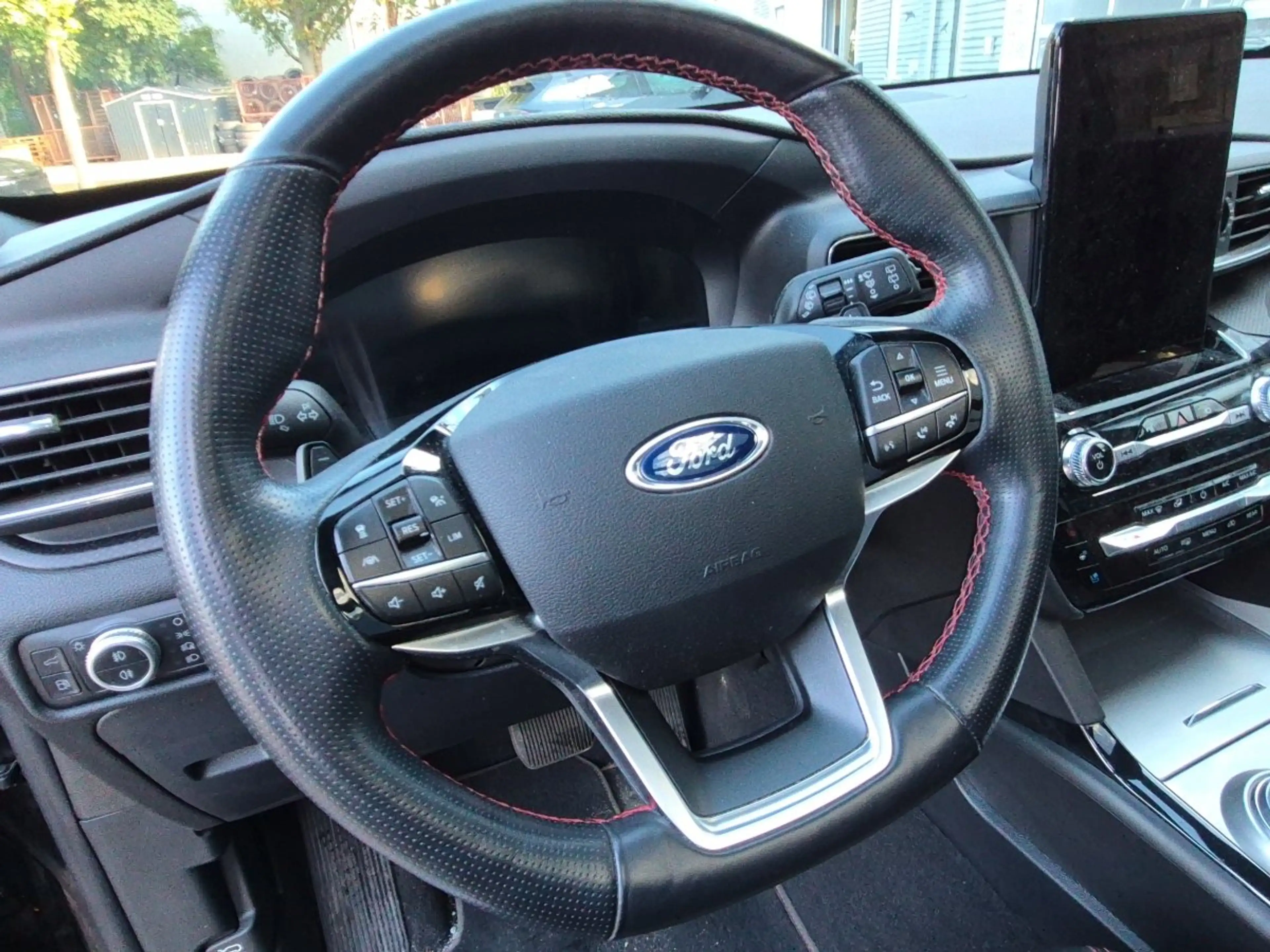 Ford Explorer ST-Line PHEV 4x4 ACC CAM LED SD NAVI — photo 12