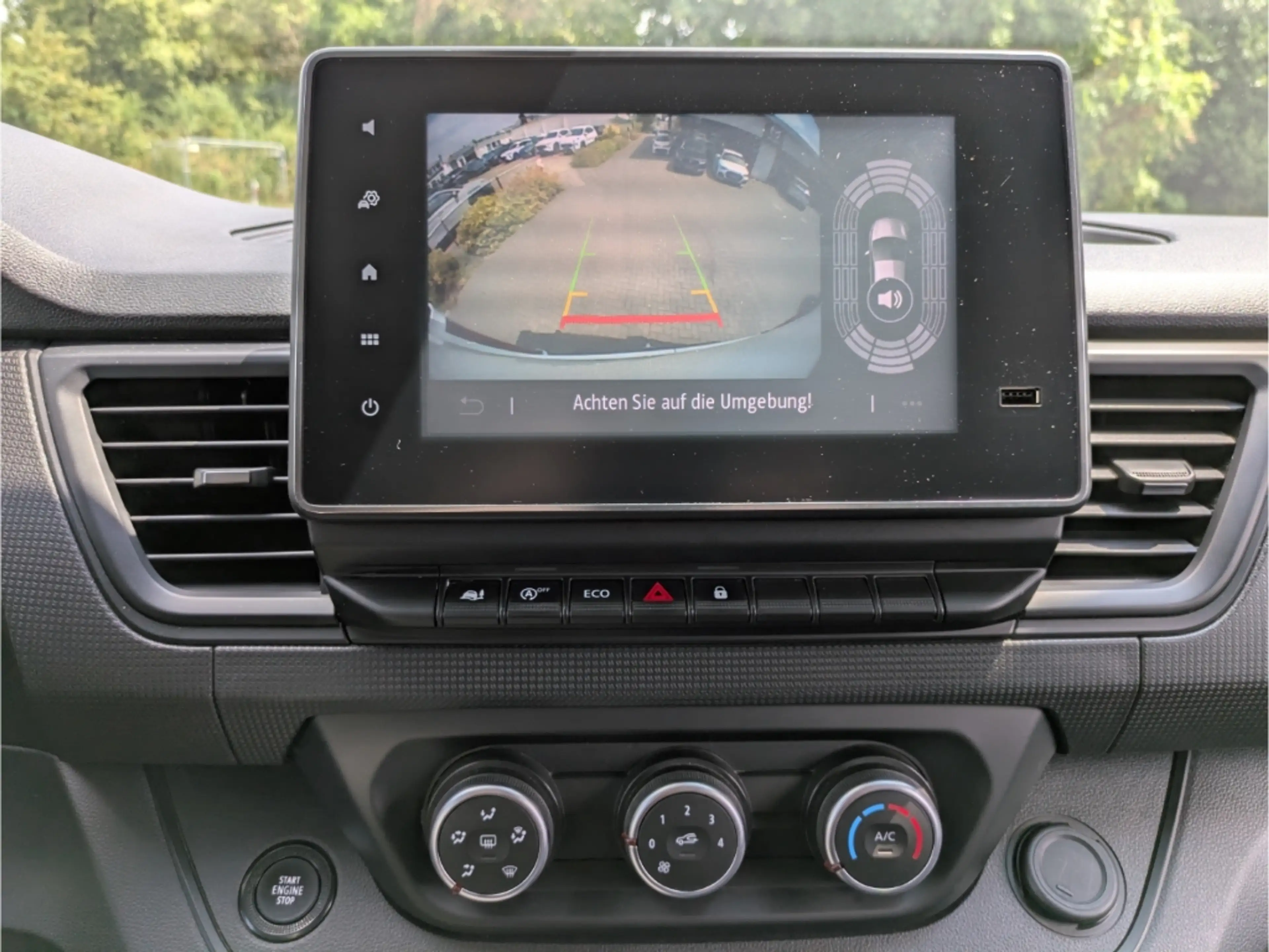 Nissan Primastar Kastenwagen N-Connecta AHK Allwetterreifen LED App — photo 11