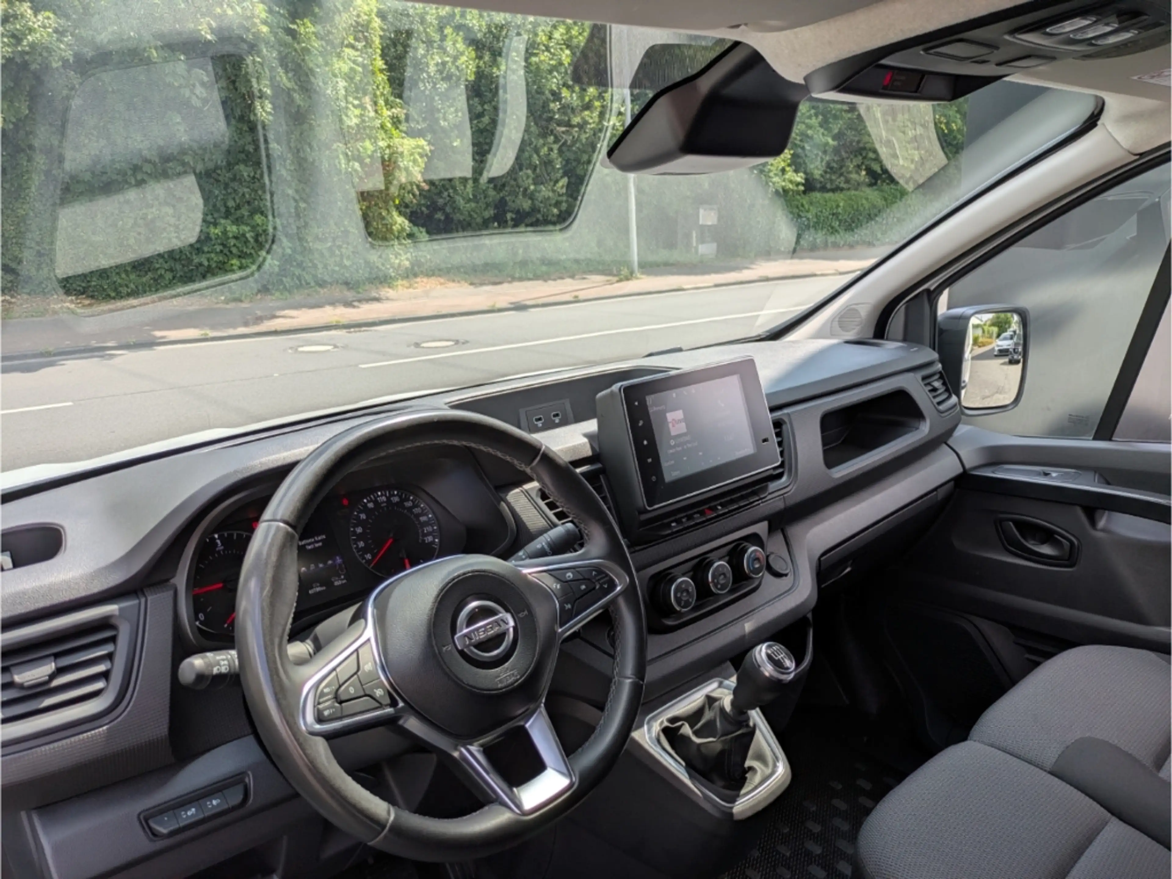 Nissan Primastar Kastenwagen N-Connecta AHK Allwetterreifen LED App — photo 7