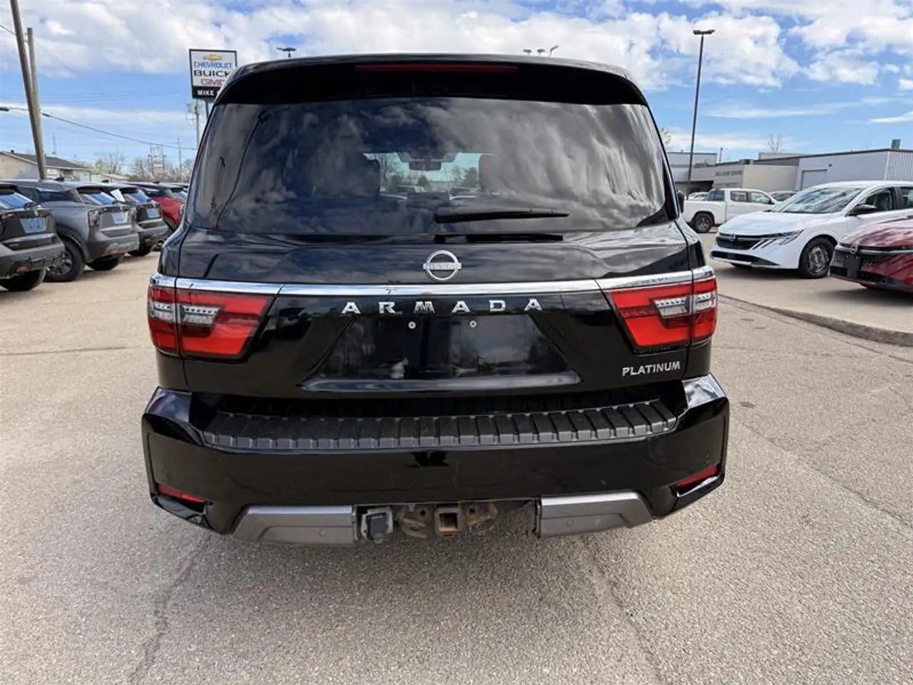 Nissan Armada снимка Nissan Armada