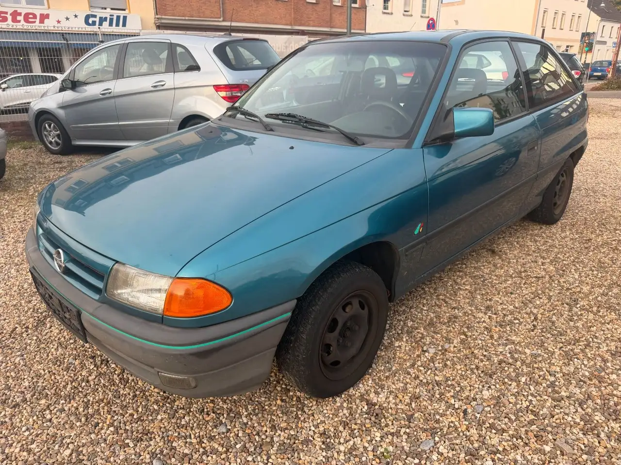 Opel Astra 1.6 GL Automatik, foto 3