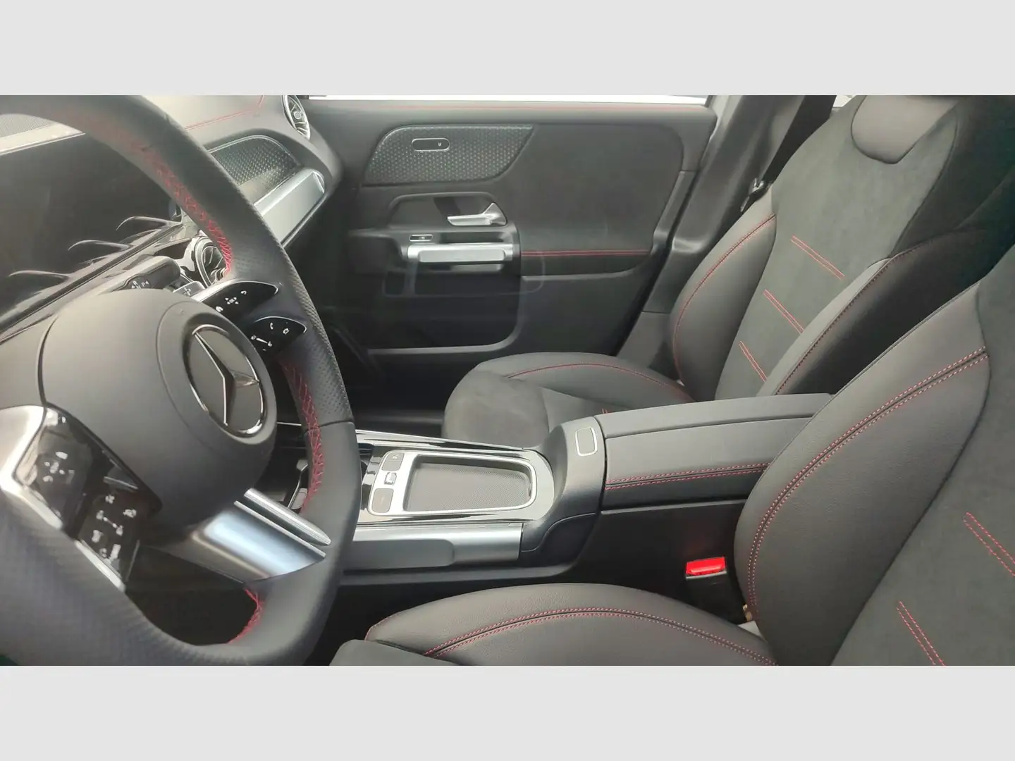 Mercedes-Benz EQB 250 250+ Plateado - 2