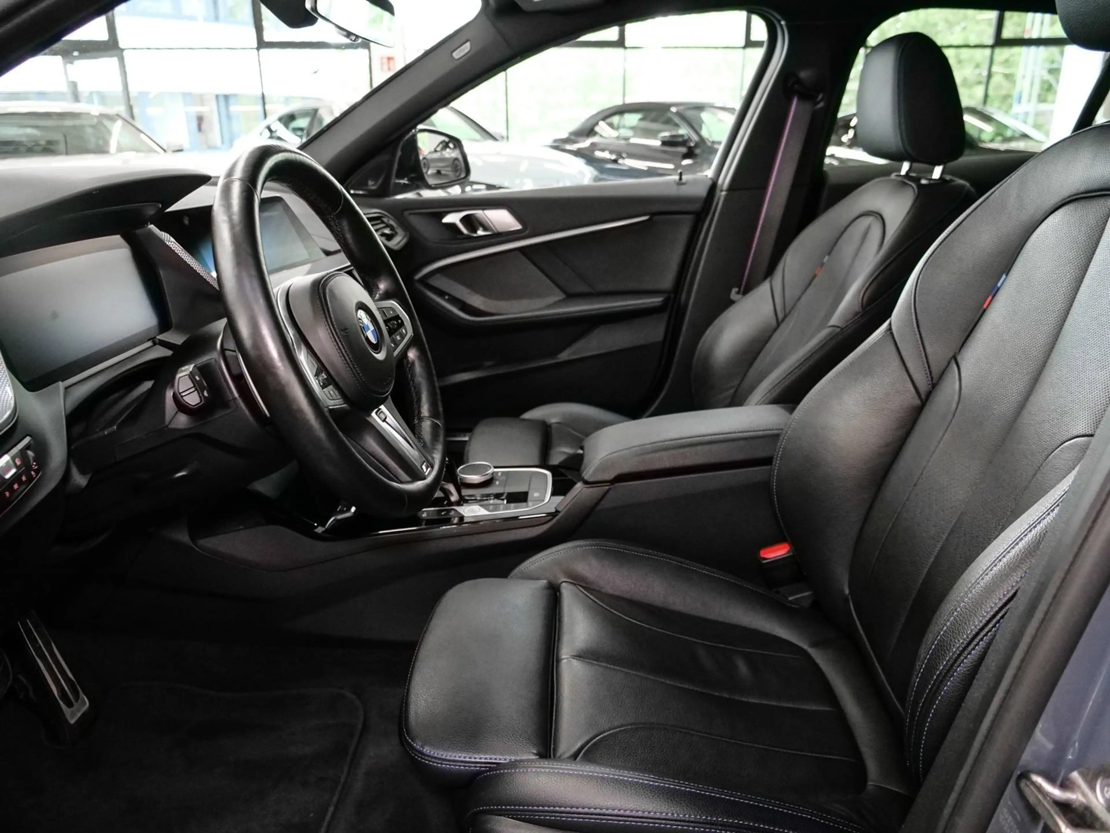 BMW 135 M135i xDrive Aut Nav HuD LED h&k Drive+Park 19" — photo 9