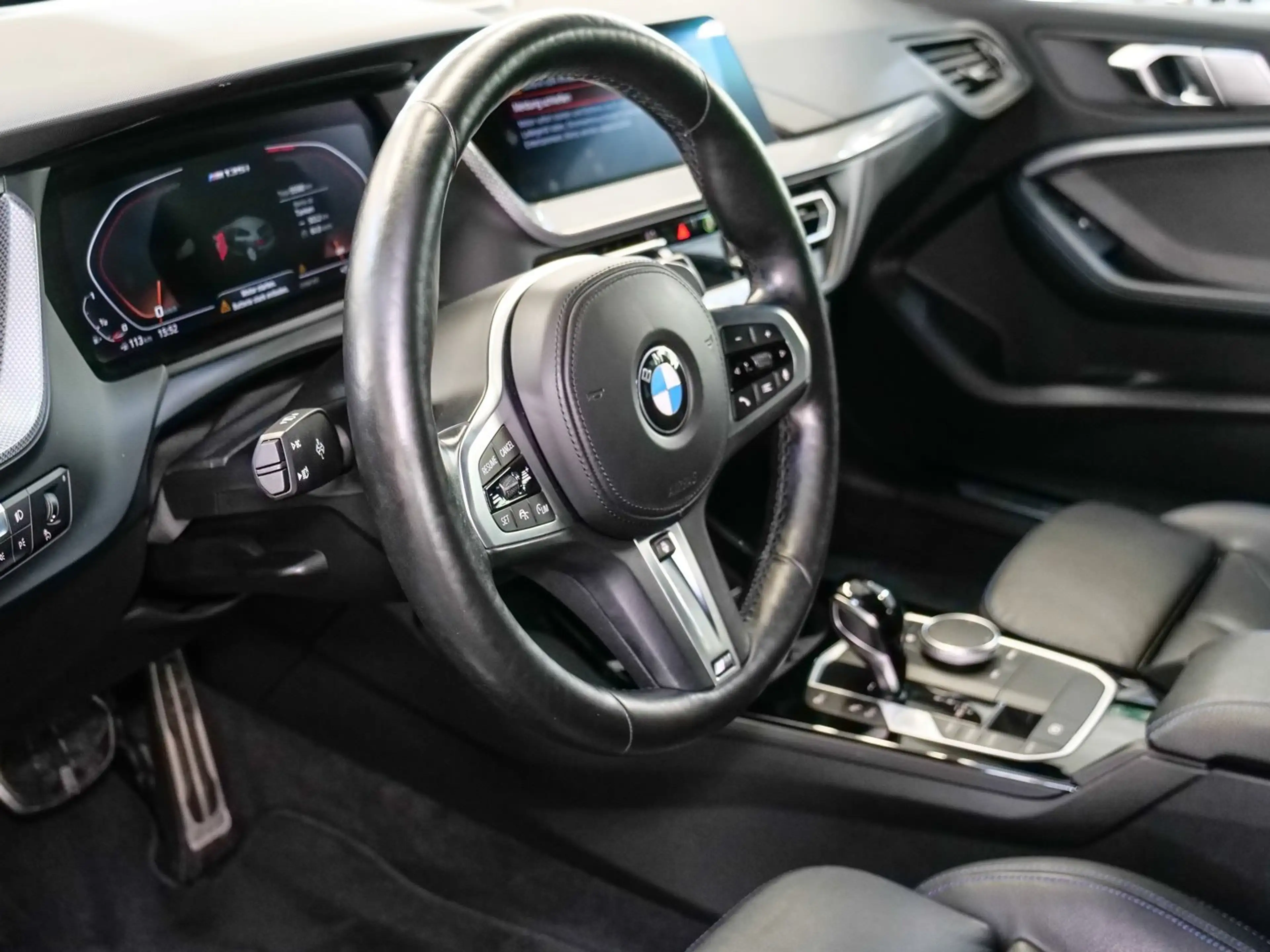 BMW 135 M135i xDrive Aut Nav HuD LED h&k Drive+Park 19" — photo 8