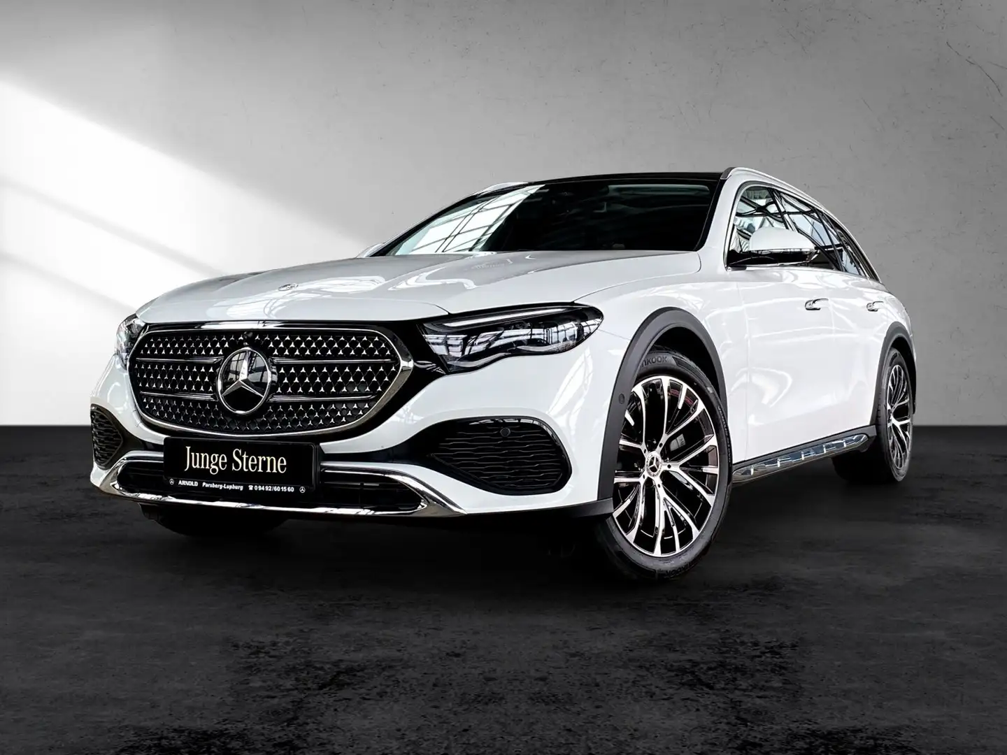 Mercedes-Benz E 300 E 300 T de 4M All-Terrain SUPERSCR AHK Pano AIRM Weiß - 2