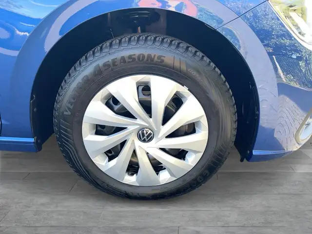 Volkswagen Polo view 7