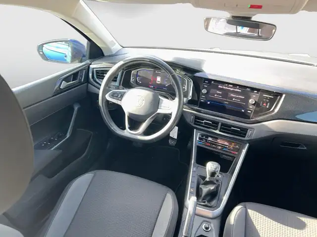 Volkswagen Polo view 11