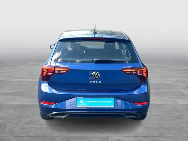 Volkswagen Polo view 4