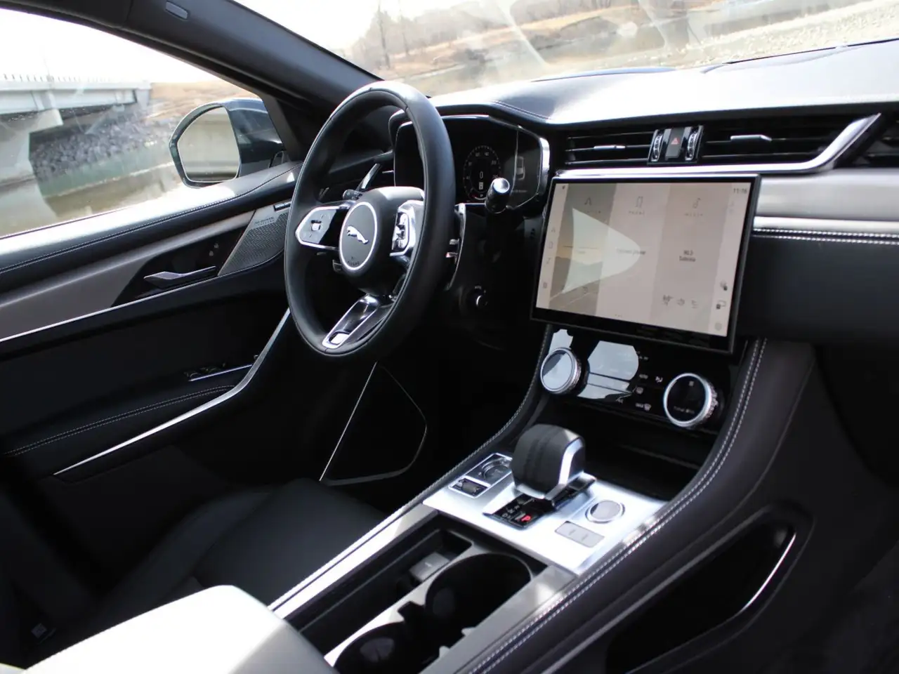 Jaguar F-Pace снимка Jaguar F-Pace