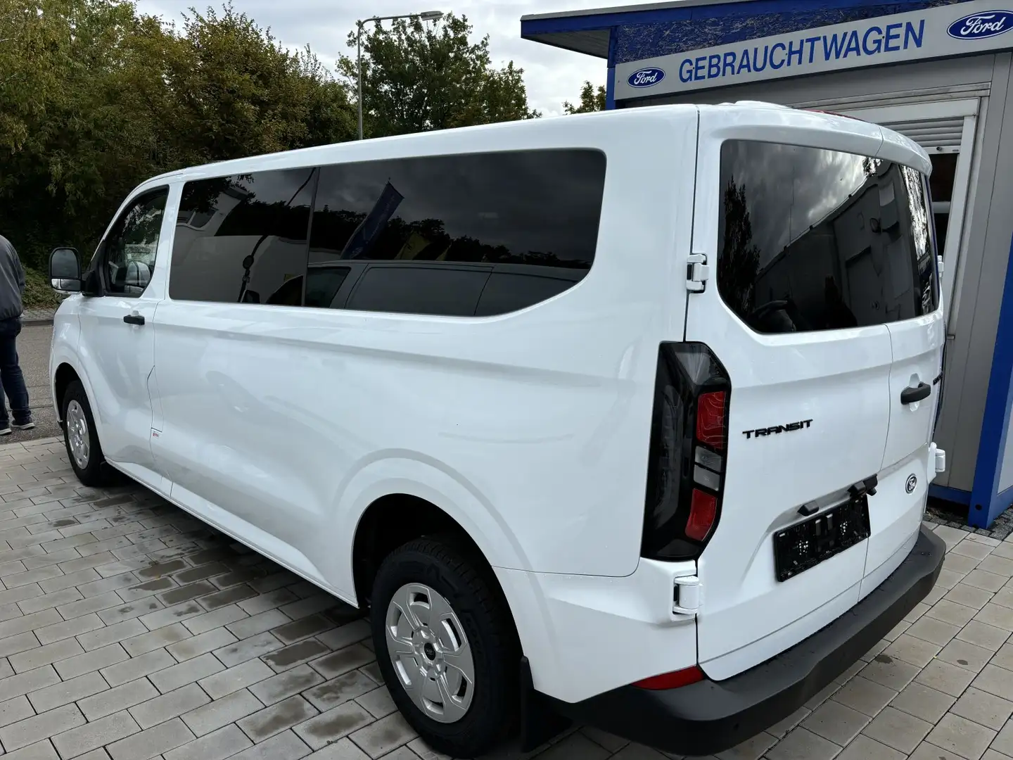 Ford Tourneo Custom Custom 6 Sitzer L2 DOKA Mixto Van Trend Beyaz - 2