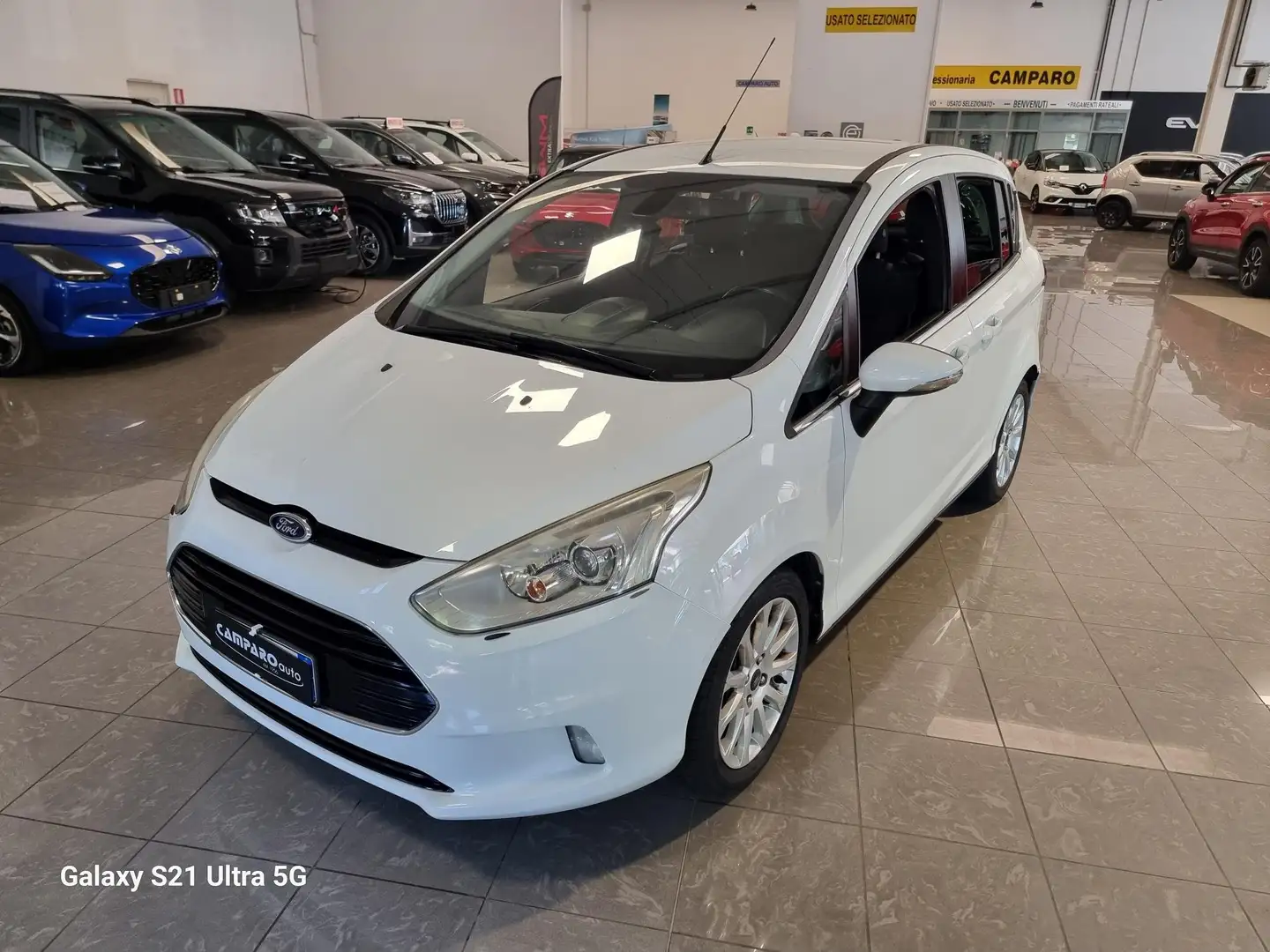 Ford B-Max B-Max 1.6 tdci Titanium 95cv OK NEOPATENTATI Weiß - 1