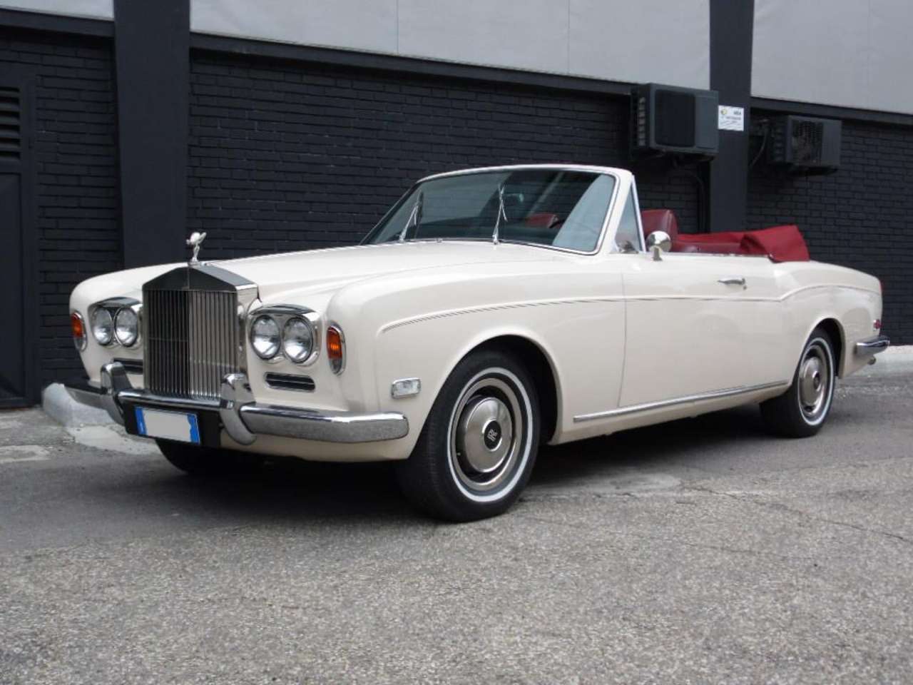 Rolls-Royce Corniche I Convertible 1971