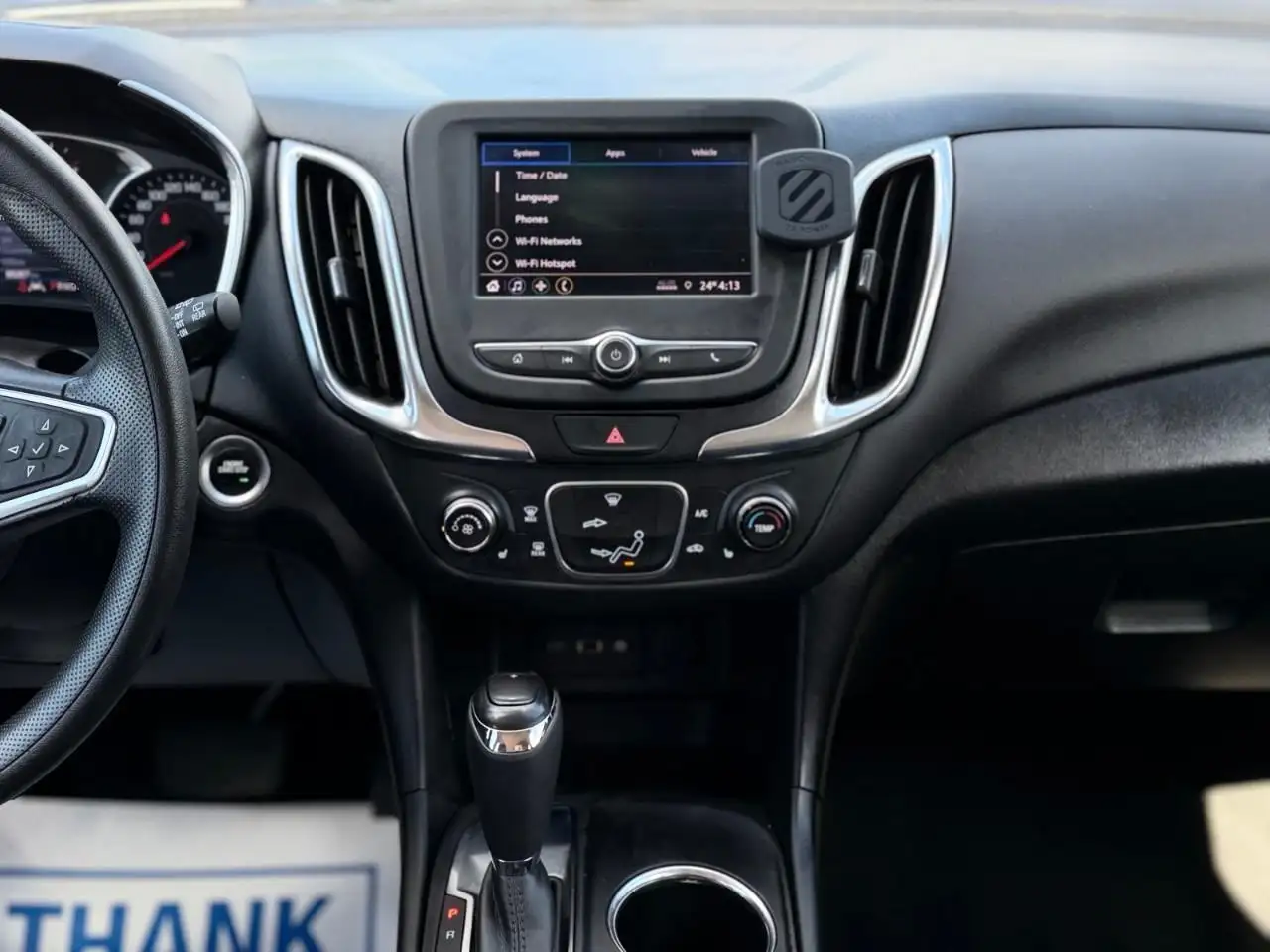 Chevrolet Equinox снимка Chevrolet Equinox
