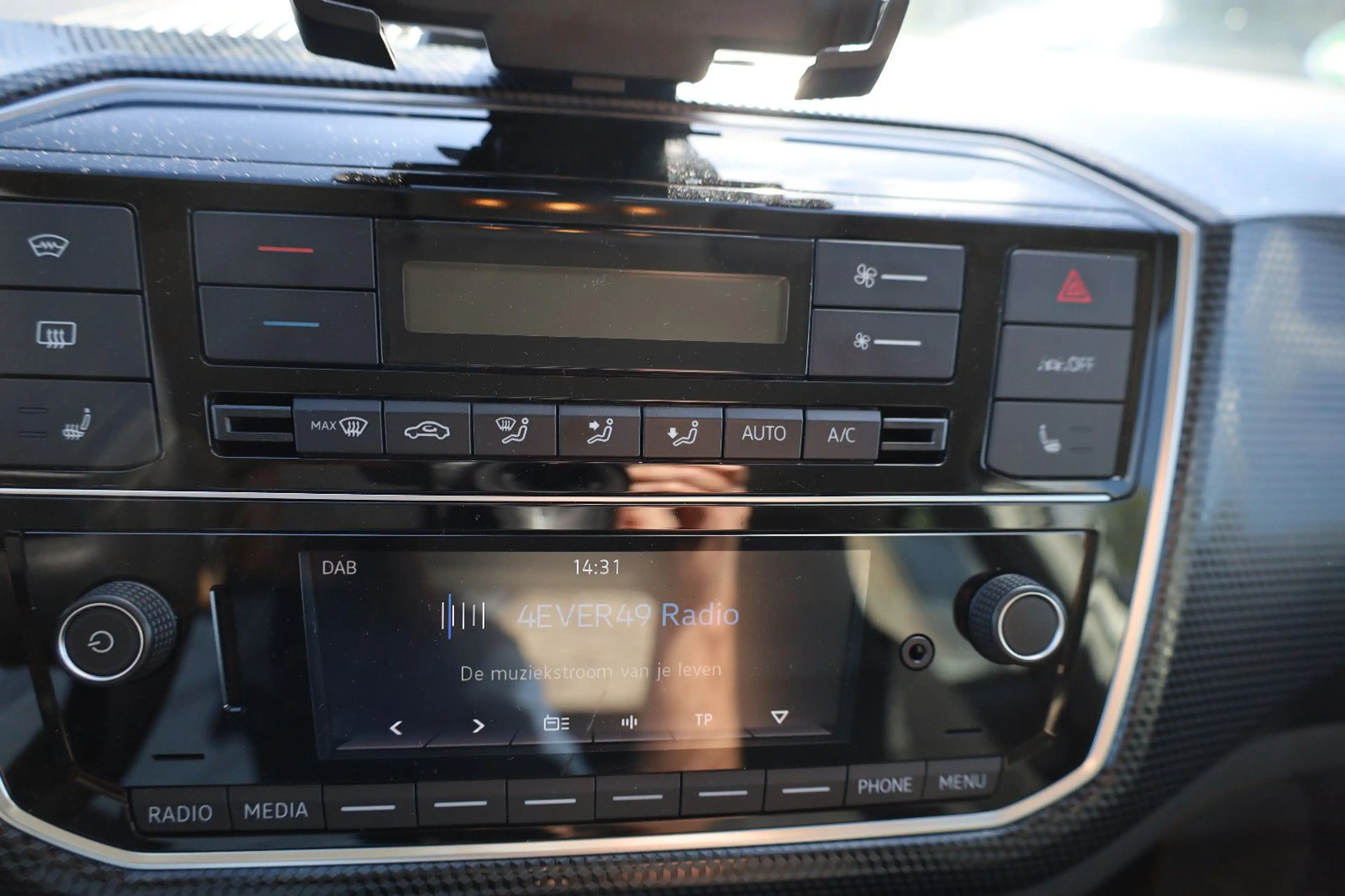 Volkswagen e-up! Syle Plus 2480KM Kamera SHZ — photo 10
