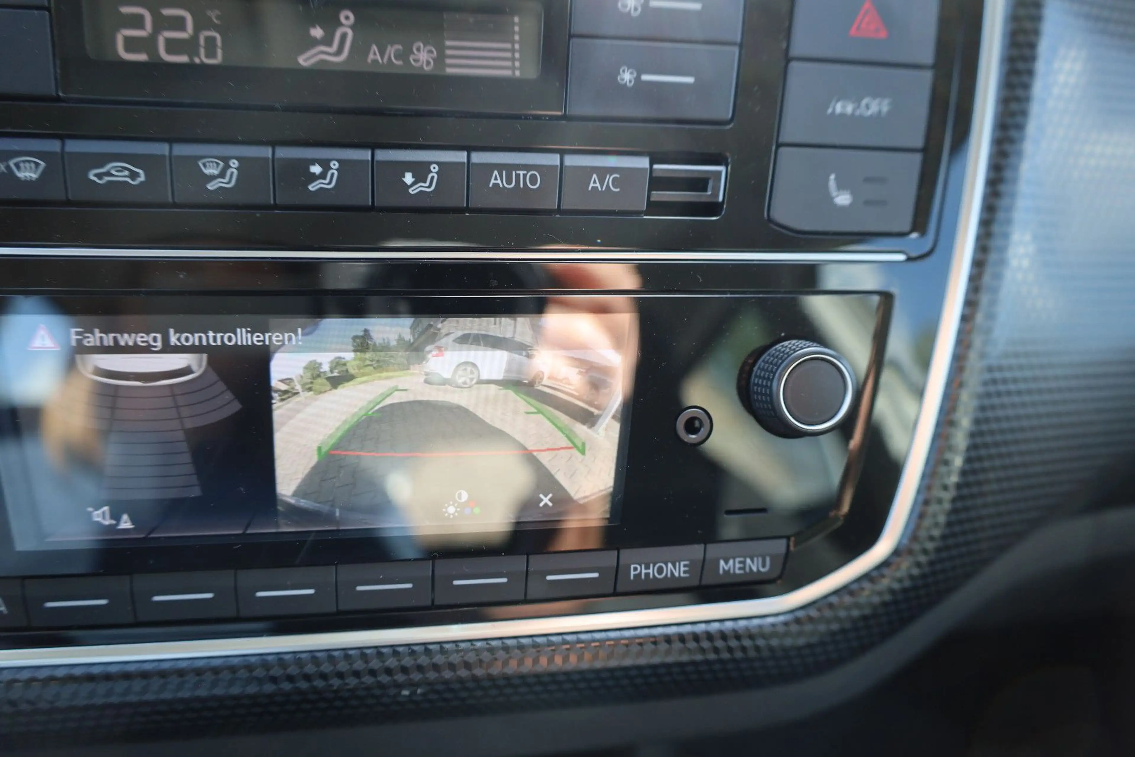 Volkswagen e-up! Syle Plus 2480KM Kamera SHZ — photo 14