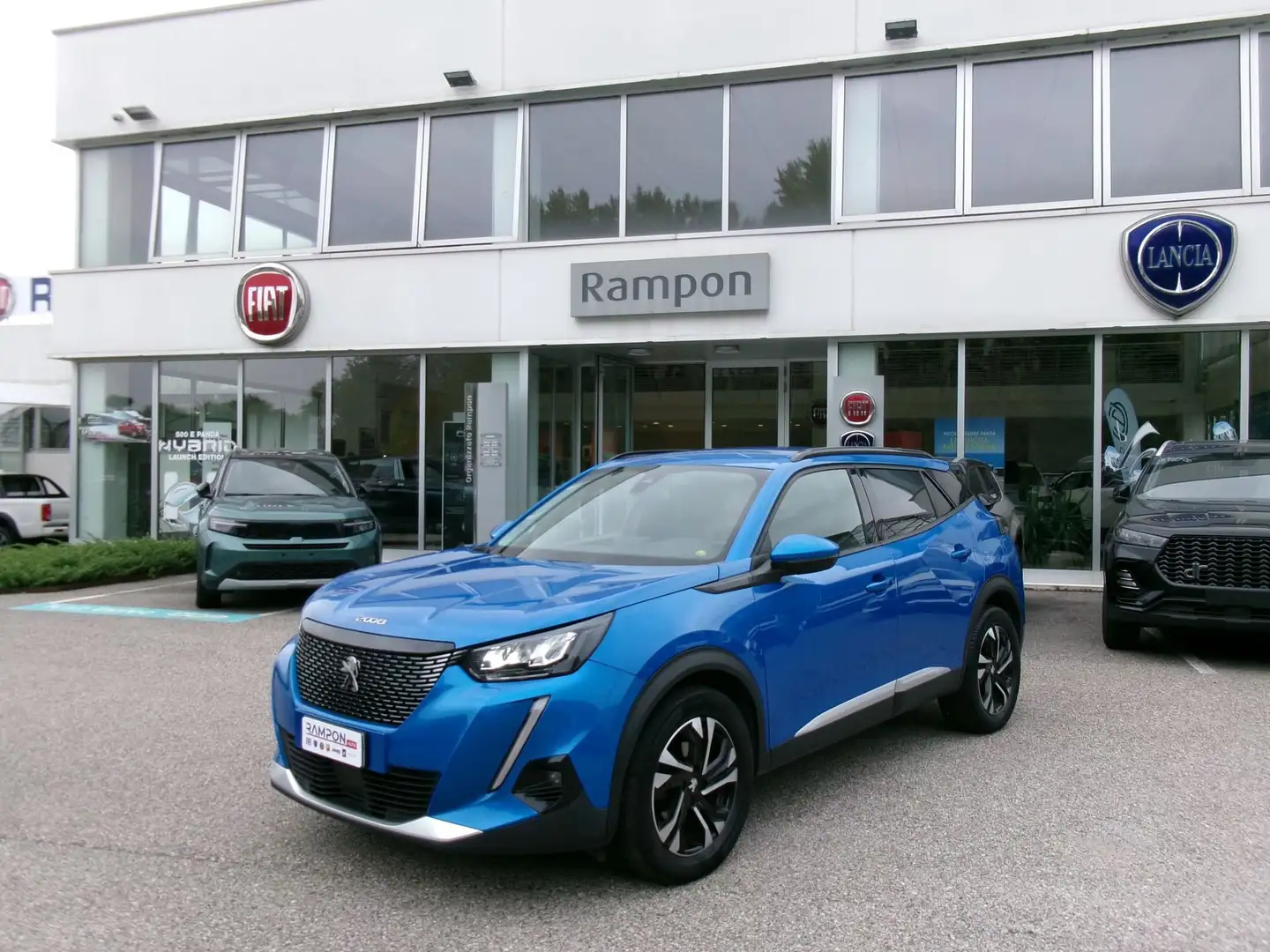 Peugeot 2008 2008 BlueHDi 110 S&S Allure Bleu - 1