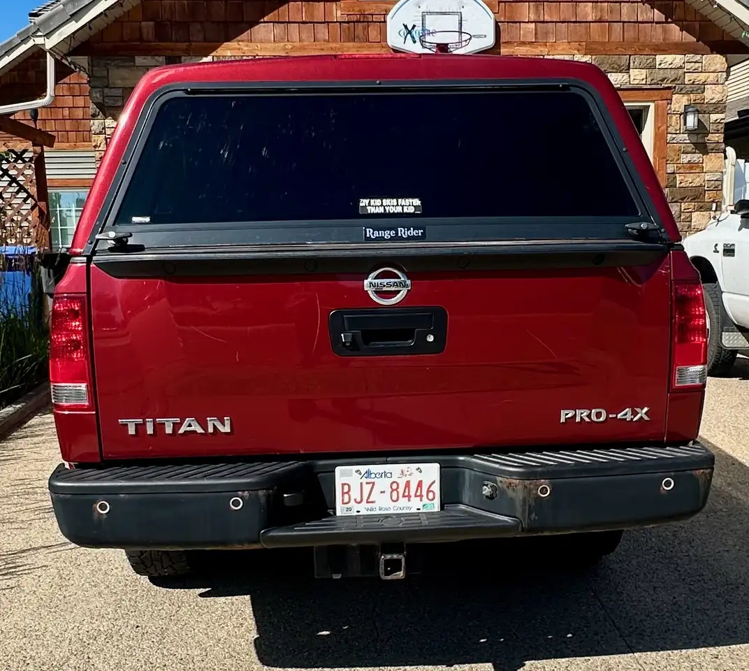 Nissan Titan снимка Nissan Titan