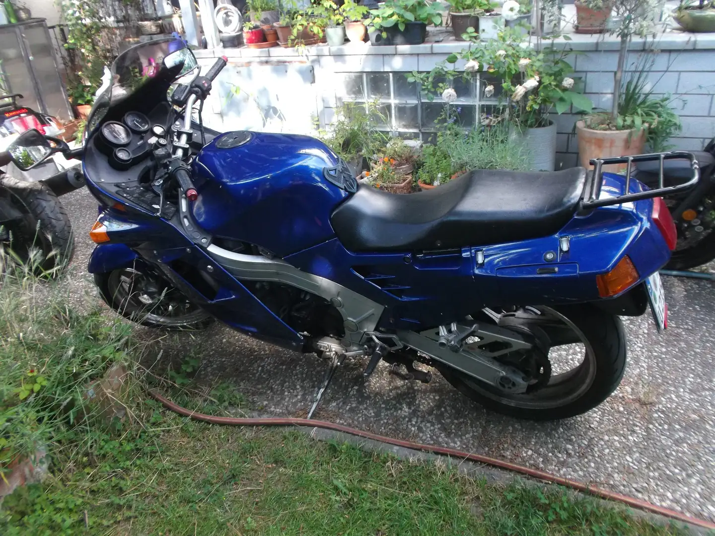 Kawasaki GPZ 1000 ZX 10 Blue - 2