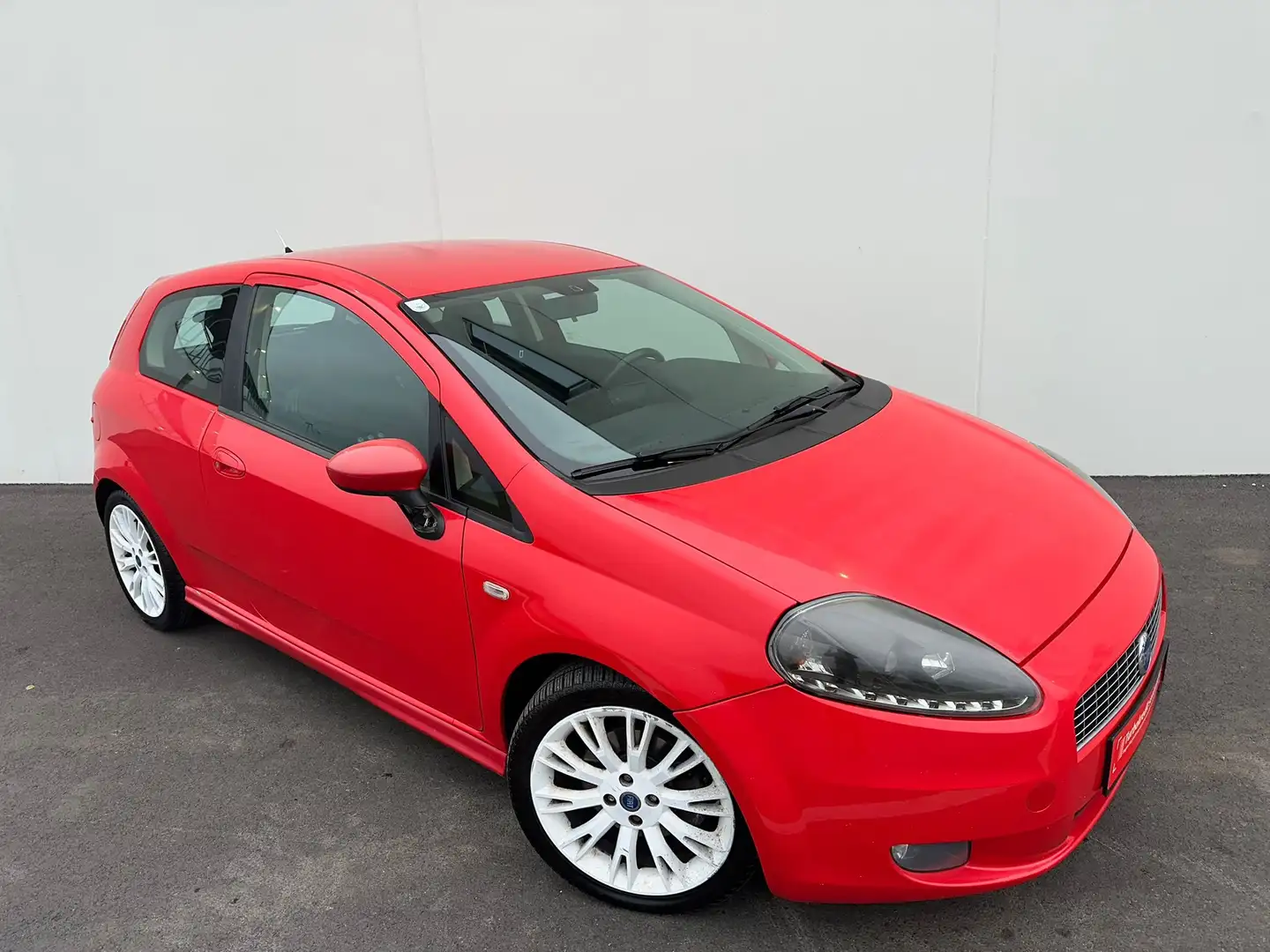 Fiat Grande Punto 1.9 JTD Multijet Sport // 160 TKM // Rot - 1