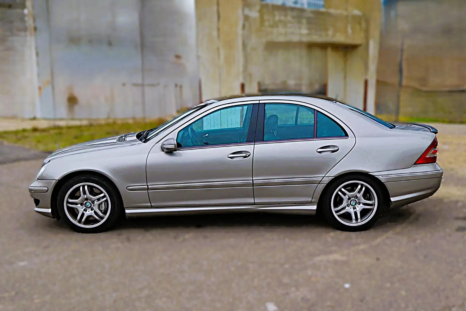 Mercedes-Benz Sonstige C-klasse C 30 CDI AMG Facelift Leer Navi Origineel Grau - 2