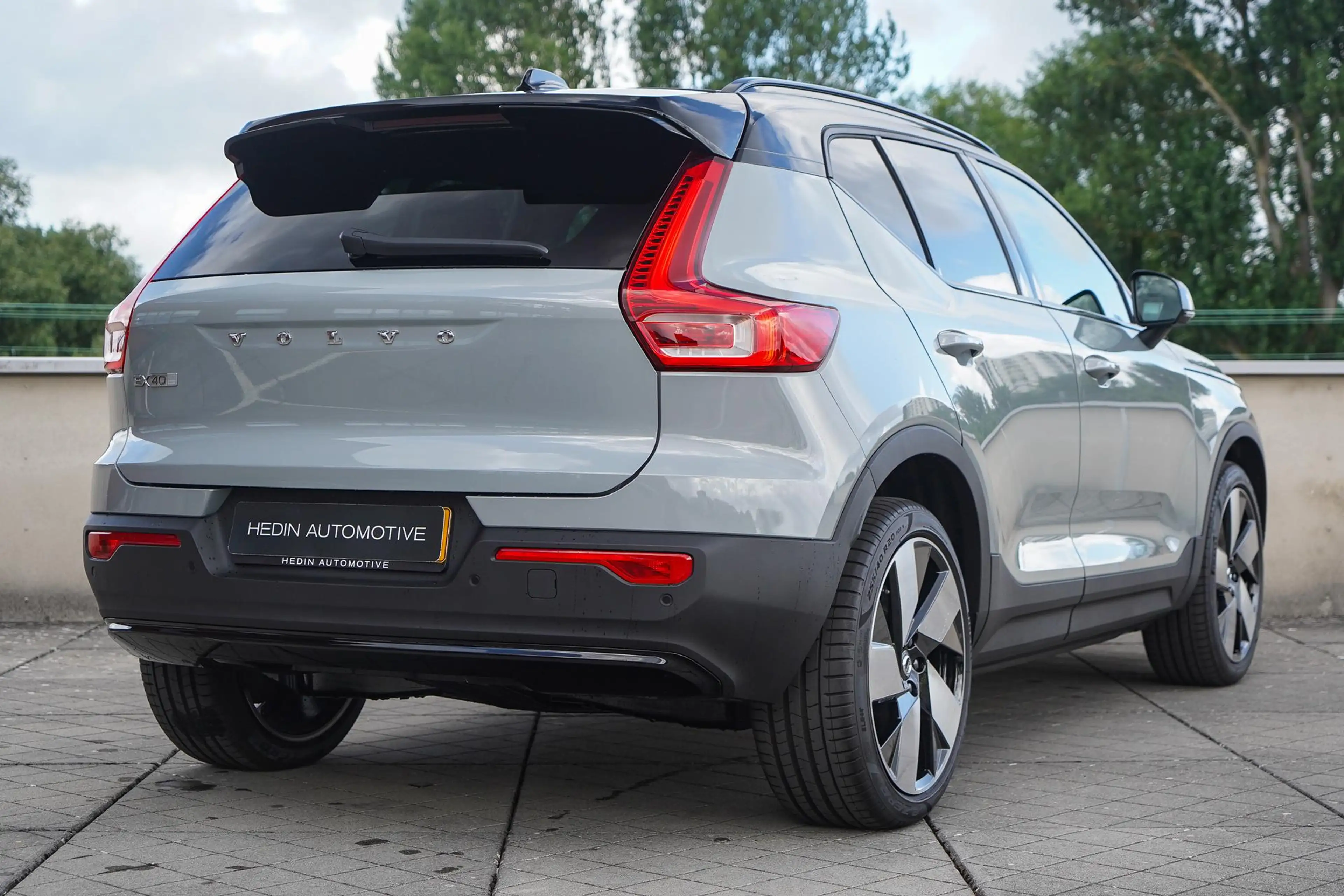 Volvo EX40 Single Motor Extended Range Plus 82 kWh Panoramada — photo 6