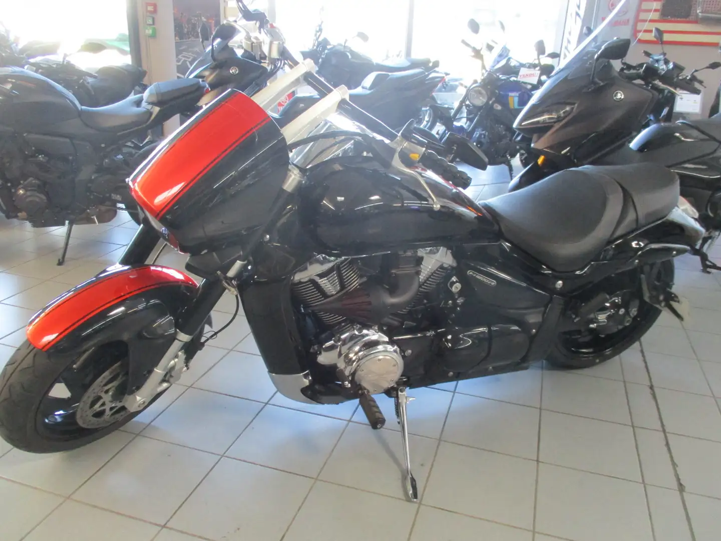 Suzuki VZR 1800 Negru - 1
