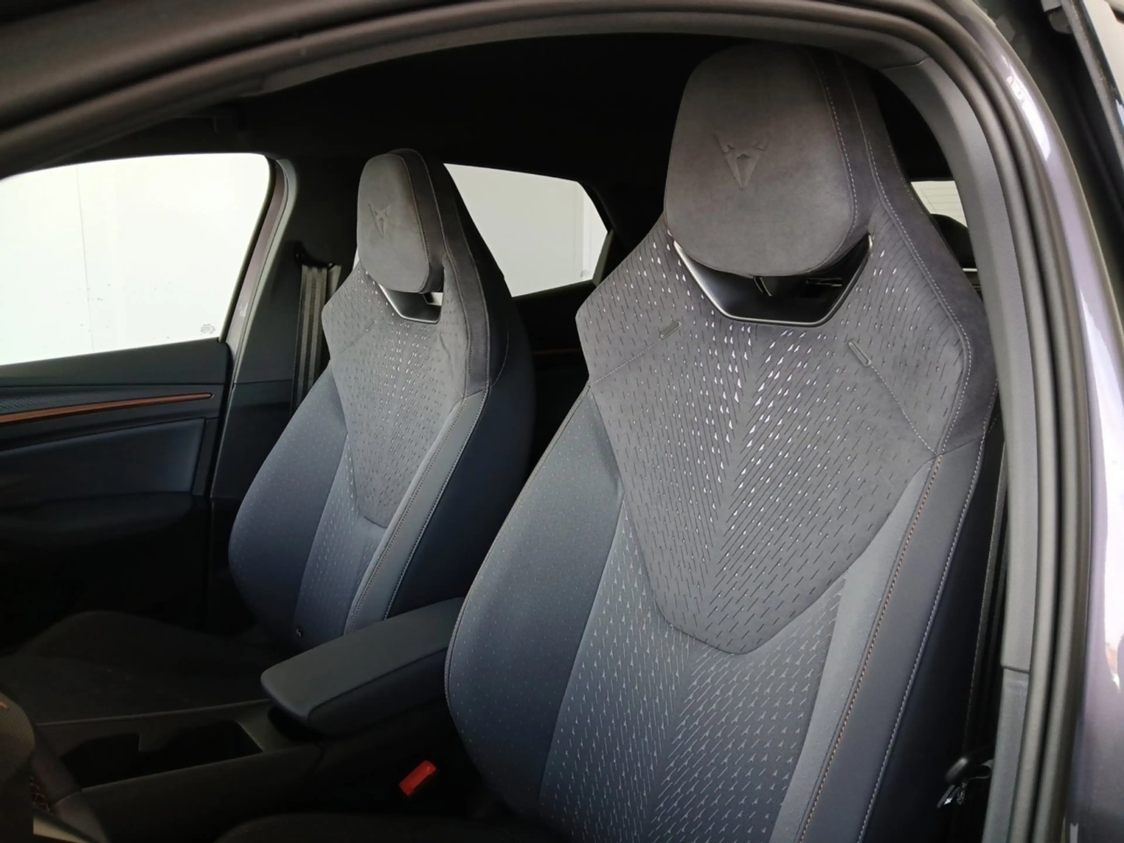 CUPRA Raval ENDURANCE 52/55 155kW/210 PS — photo 10