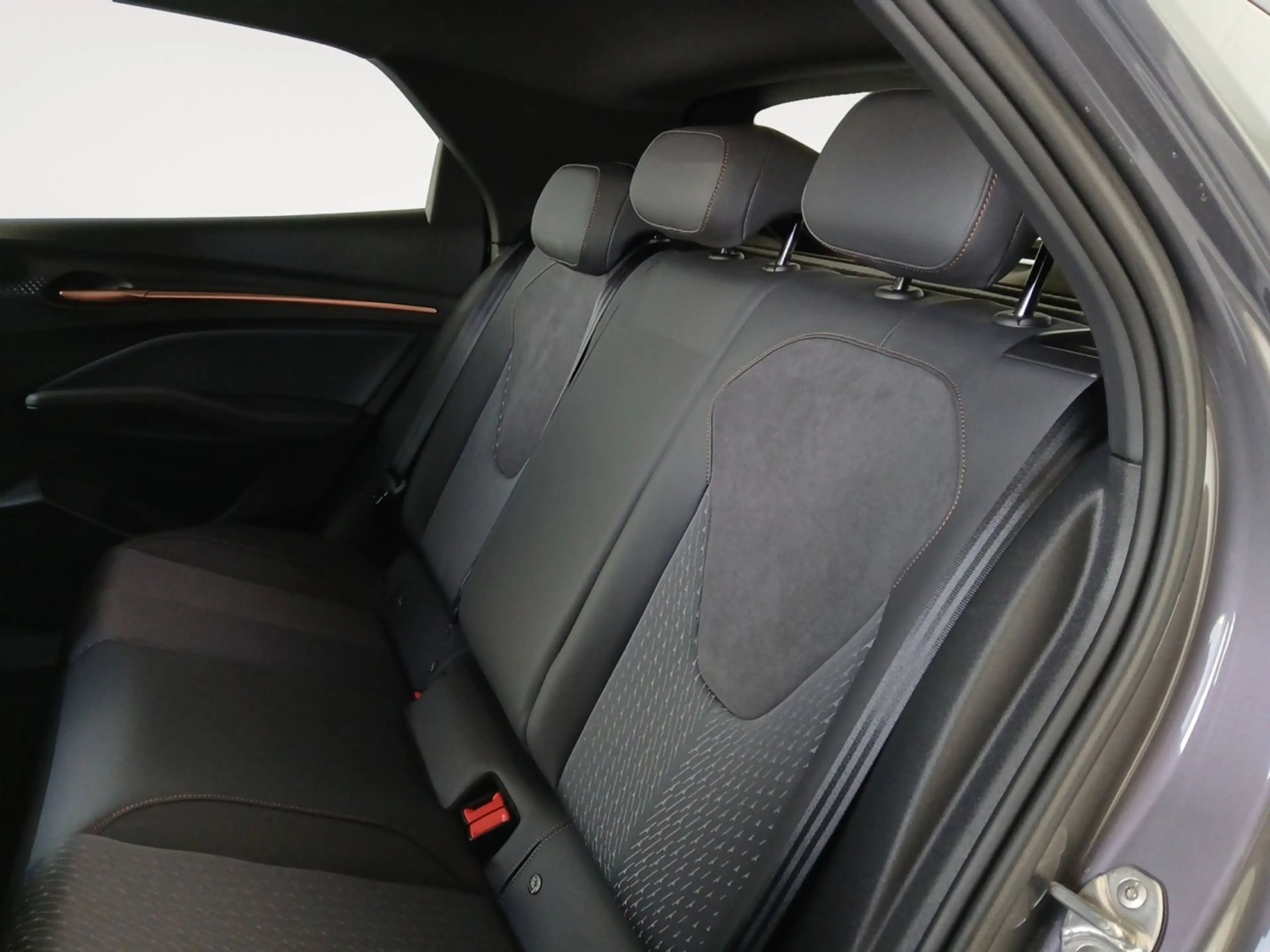 CUPRA Raval ENDURANCE 52/55 155kW/210 PS — photo 15