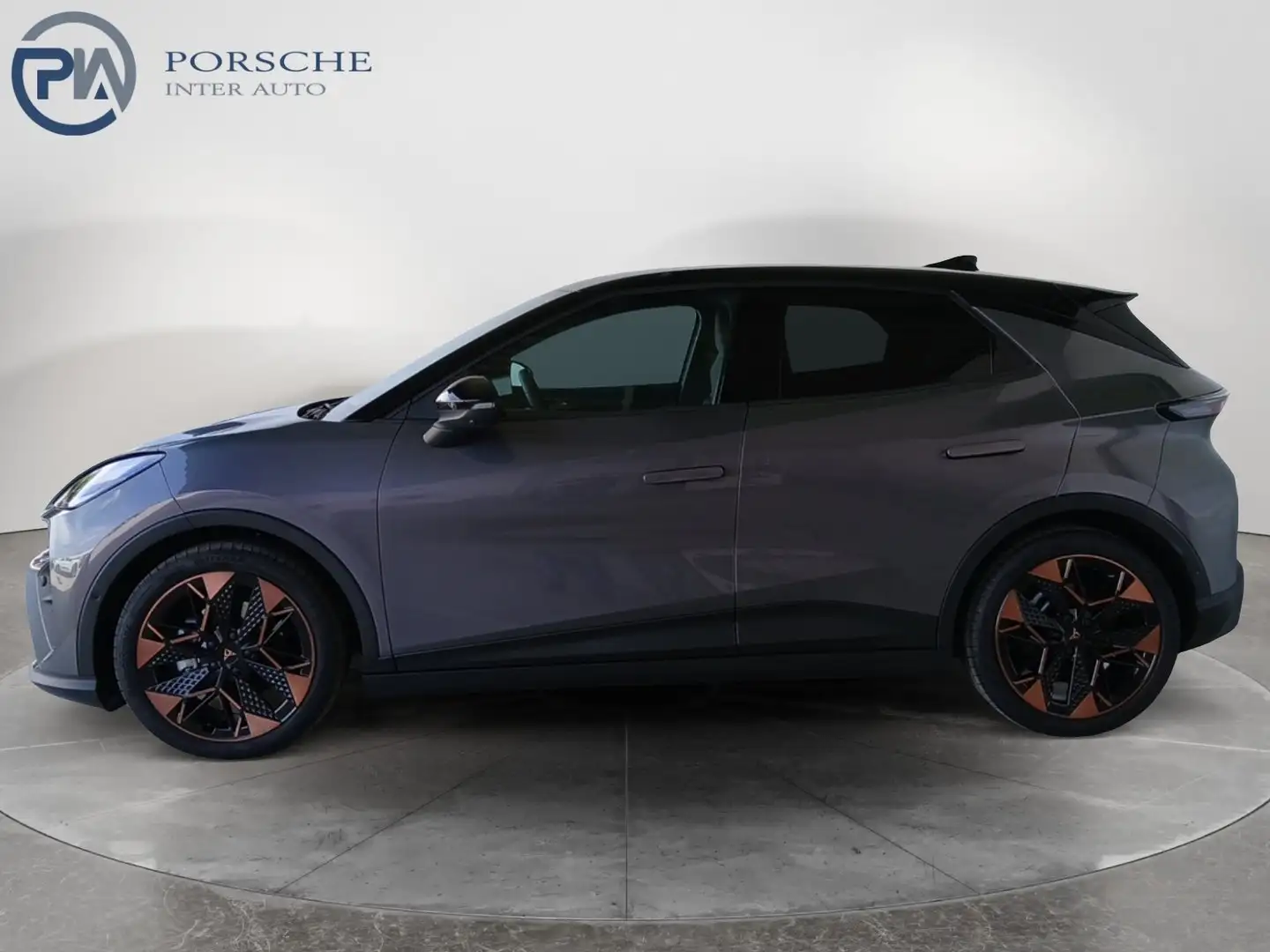 CUPRA Raval ENDURANCE 52/55 155kW/210 PS Grau - 2