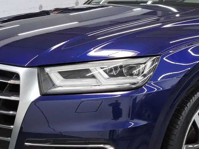Audi Q5 view 5